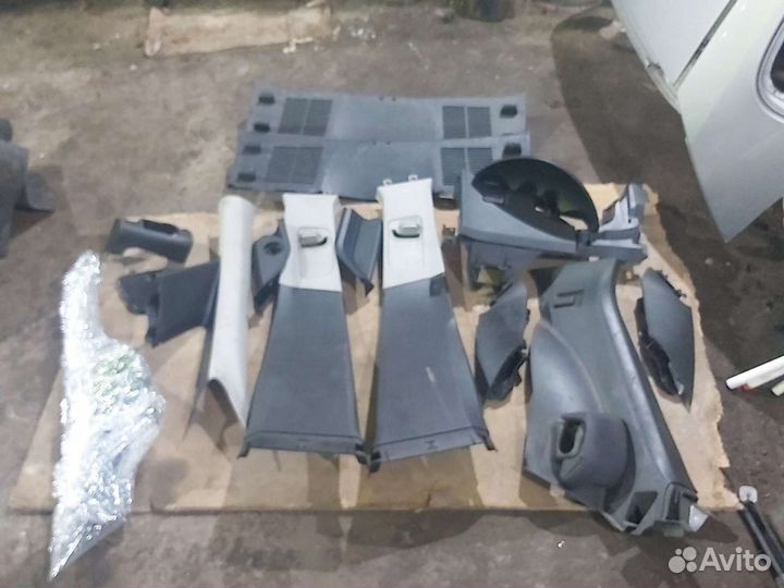 Пластик салона Opel Astra J