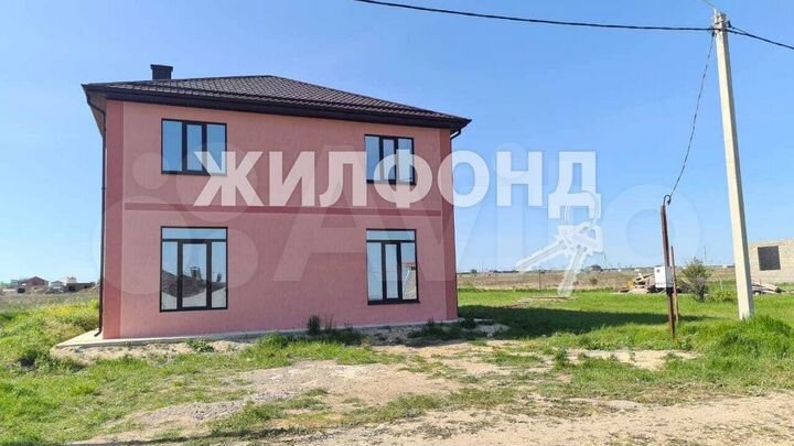 Дом 307 м² на участке 6,1 сот.