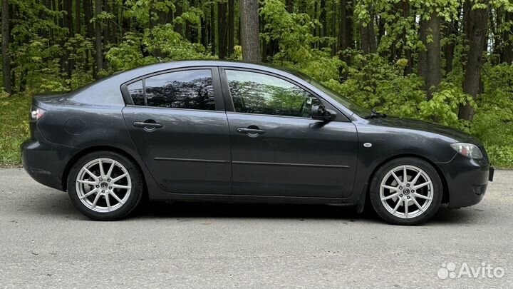 Mazda 3 1.6 МТ, 2006, 220 000 км