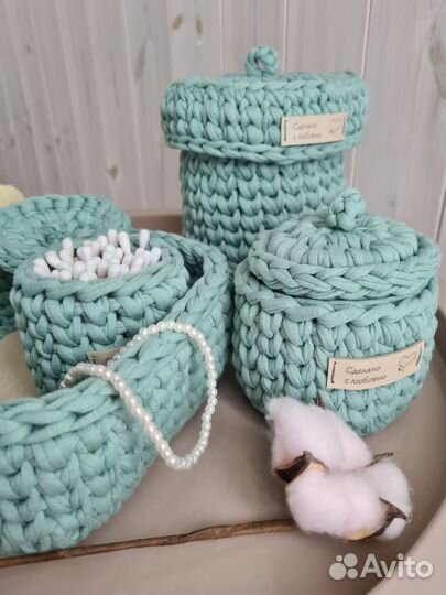 Изделия из трикотажной пряжи, корзинки