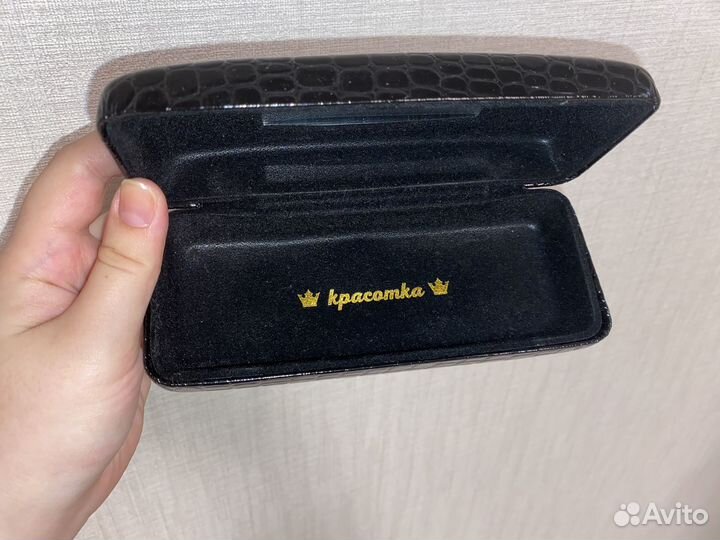 Футляр для очков