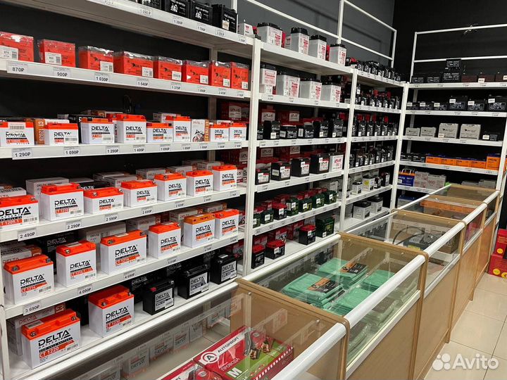 Аккумулятор для автомобиля на Российской