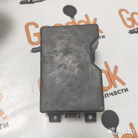 Блок предохранителей Mitsubishi Pajero 2