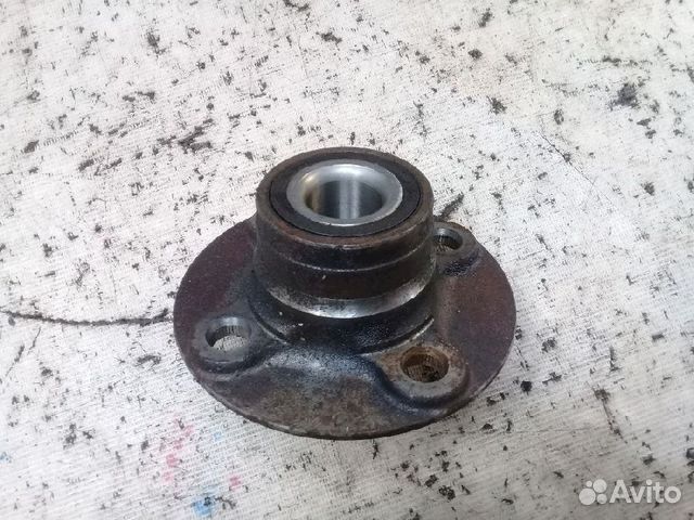 Ступица задняя Nissan Pulsar N15