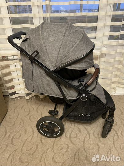 Прогулочная коляска