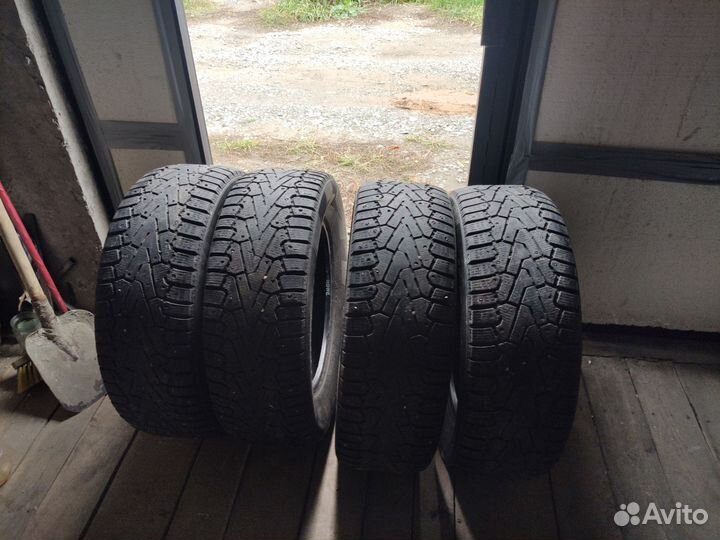 Pirelli Ice Zero 235/65 R17 108T