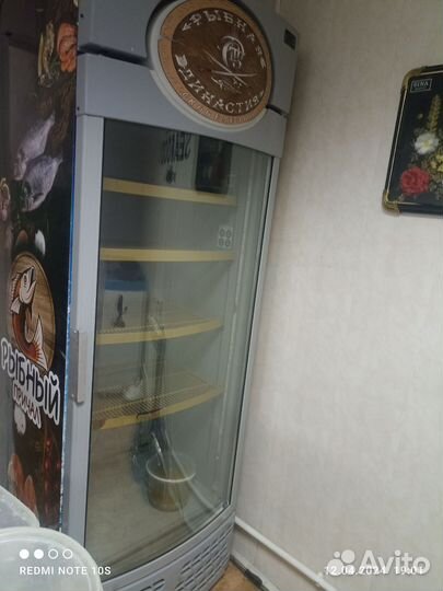 Холодильные витрины