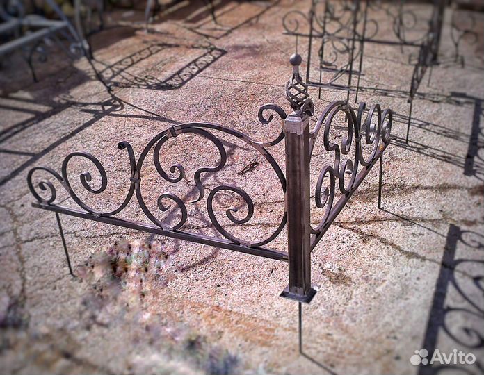Оградка кованая