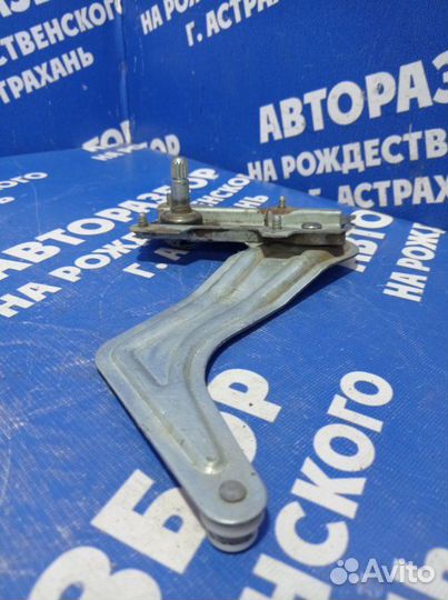 Задний правый стеклоподъемник Kia Rio 3 седан G4FC