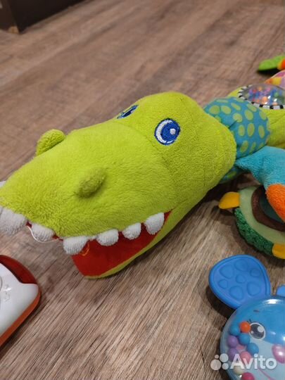 Развивающие игрушки для малышей