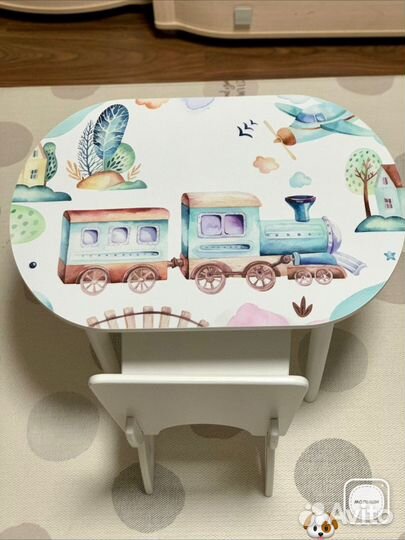 Детский стол и стул новый комплект