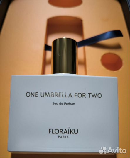 Floraiku one umbrella for two
