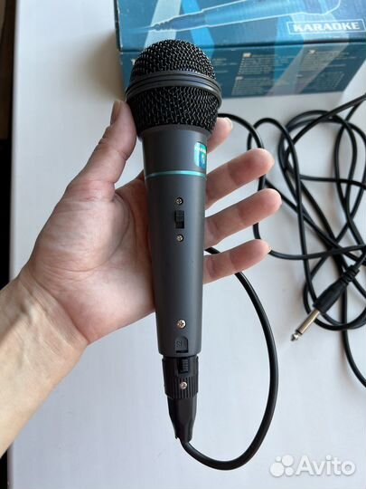 Микрофон караоке Vitek VT-3836 BK