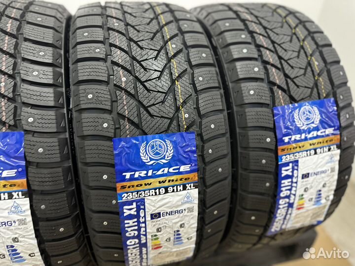 Tri Ace Snow White II 235/35 R19 91H