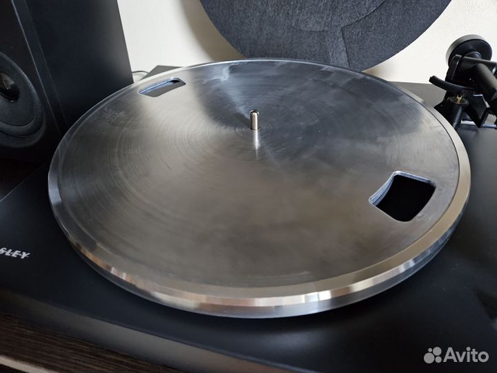 Проигрыватель винила Crosley T150