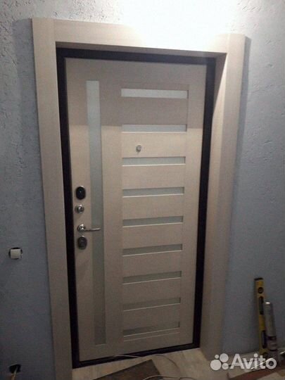 Дверь межкомнатная темная