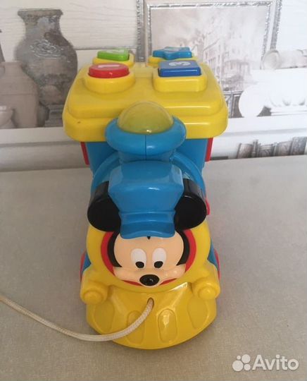 Музыкальный паровозик Disney