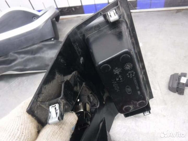 Накладка панели приборов Лада X-Ray 21129 2017