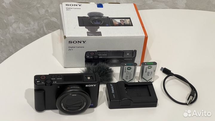 Камера Sony ZV 1