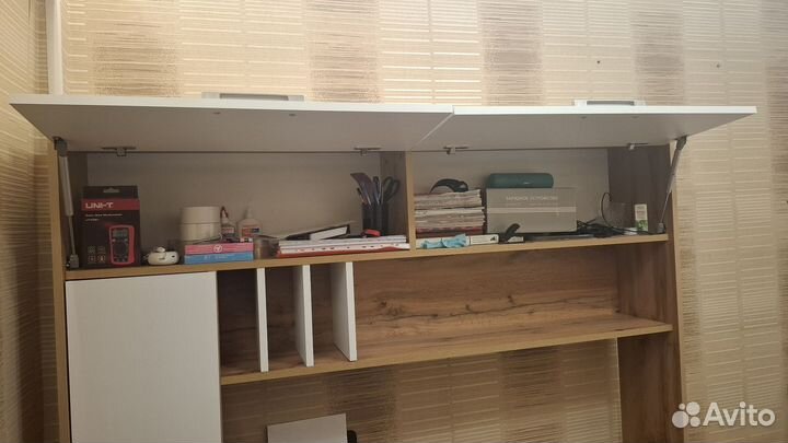 Стол письменный 