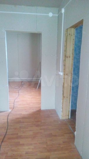 Коттедж 180 м² на участке 10,8 сот.