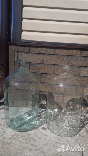 Бутыли старинные стеклянные по 20 литров. Разные