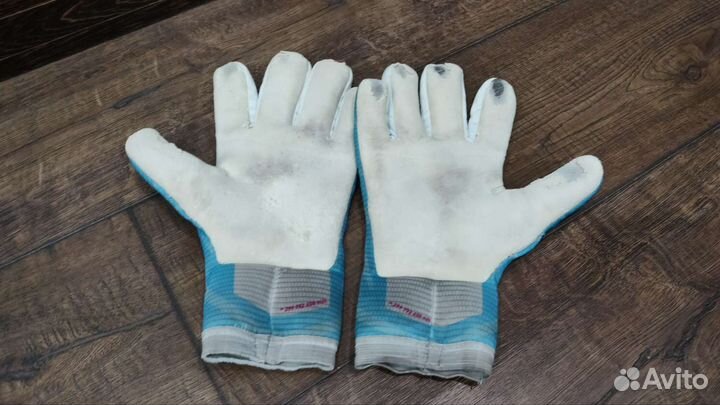 Вратарские перчатки adidas x