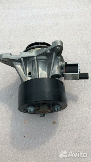 Помпа 3.0 diesel Range Rover Vogue 4 Sport 2