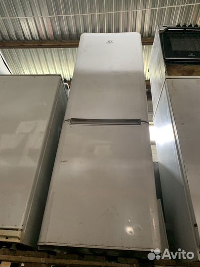 Холодильник Indesit ibf 181