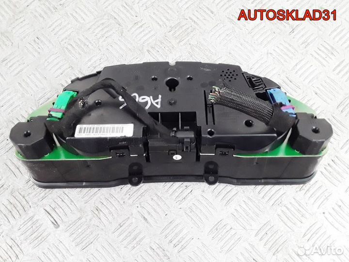Панель приборов Audi A6 C5 4B0919860P бензин