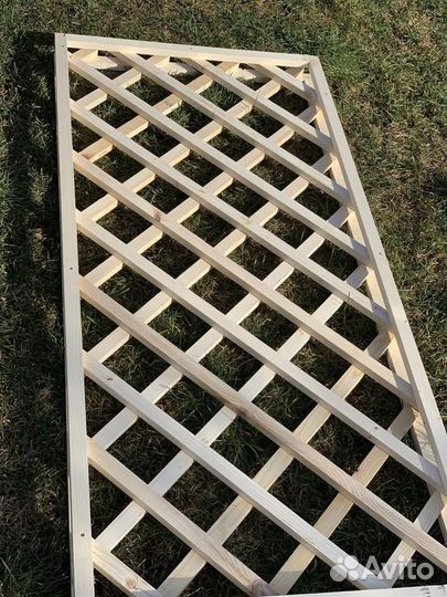 Решетка,шпалера,пергола для вьющихся растений