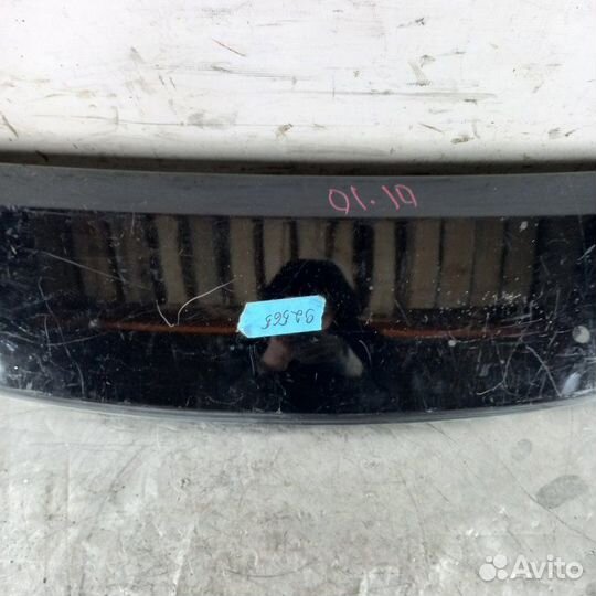 Спойлер багажника Toyota Land Cruiser 200