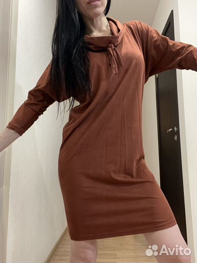 Платье женское