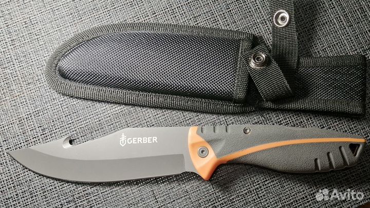 Нож Gerber со шкуросъемником