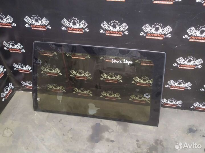 Стекло сдвижной двери Митцубиси рвр n23