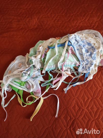 Отдам два пакета детской одежды для новорожденных