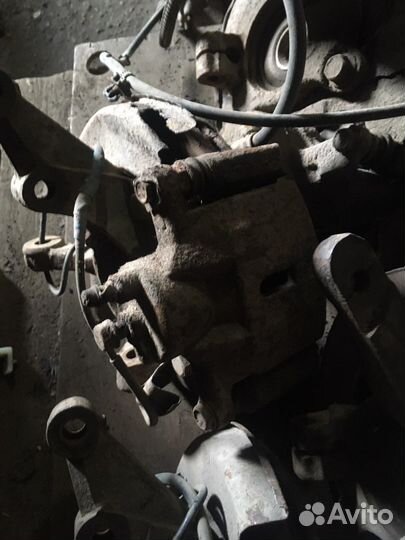 Суппорт передний левый Geely mk cross