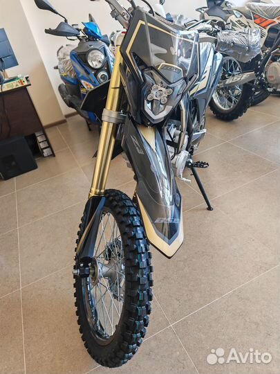 Кроссовый мотоцикл BSE Z3 19/16 21/18