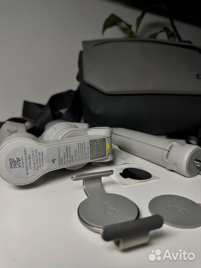 Электрический стабилизатор DJI 4 Combo с сумкой