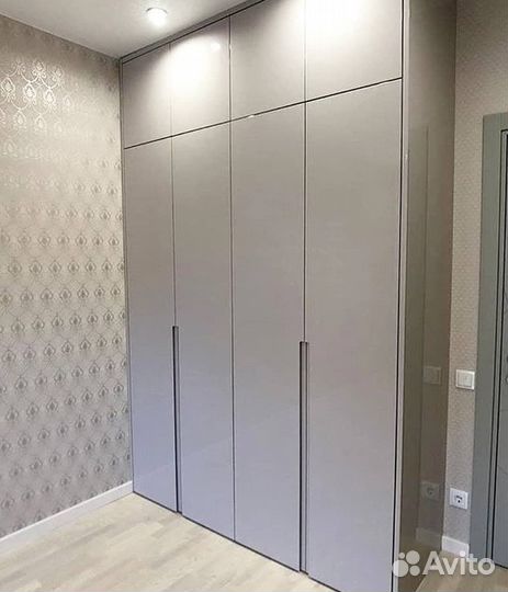 Шкаф в прихожую