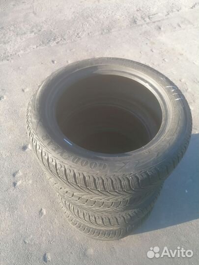 Goodyear Cargo Ultra Grip 2 205/55 R16 94T