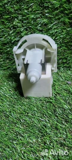 Насос сливной стиральной машины Bosch Logixx 6