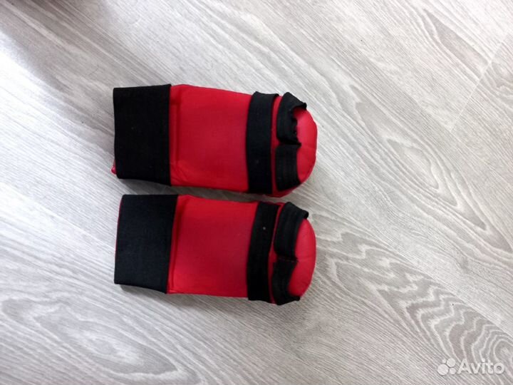 Перчатки для каратэ