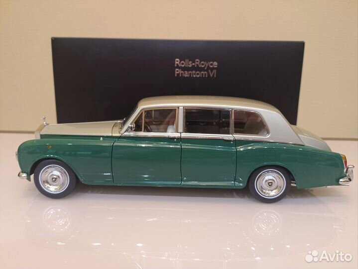 Rolls-Royce Phantom VI(68-90г) Зел.-Сереб 1:18