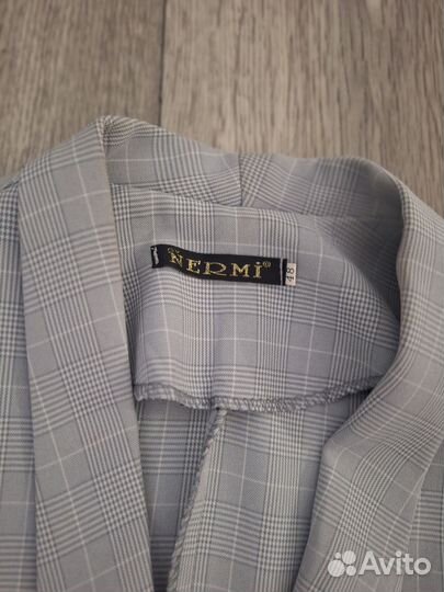 Пиджак женский 48 новый