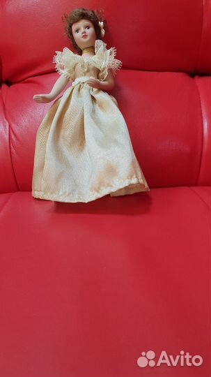Кукла фарфоровая коллекционная 23см Германия