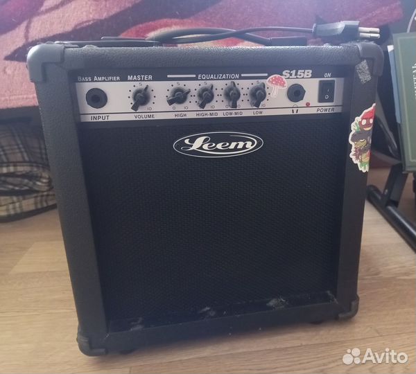 Комбоусилитель для бас гитары