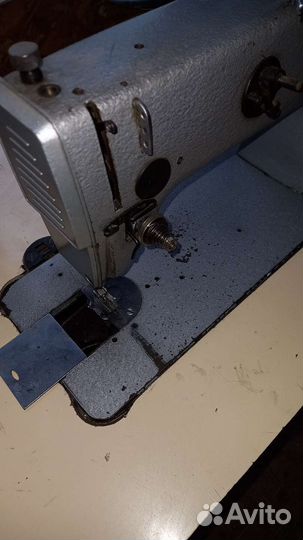 Швейная машина 1022 класса промышленная