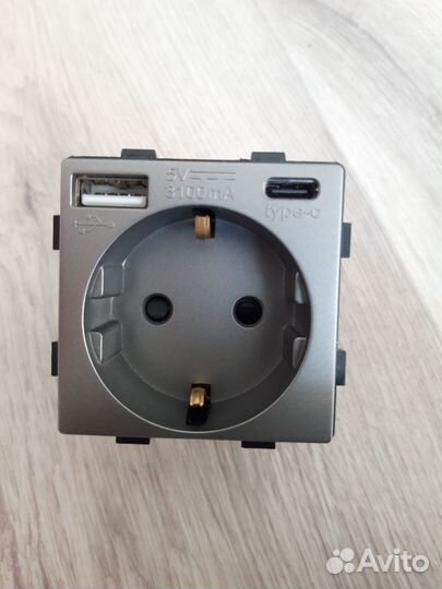 Сенсорный выключатель