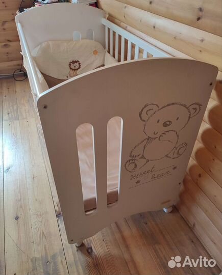 Детская кроватка